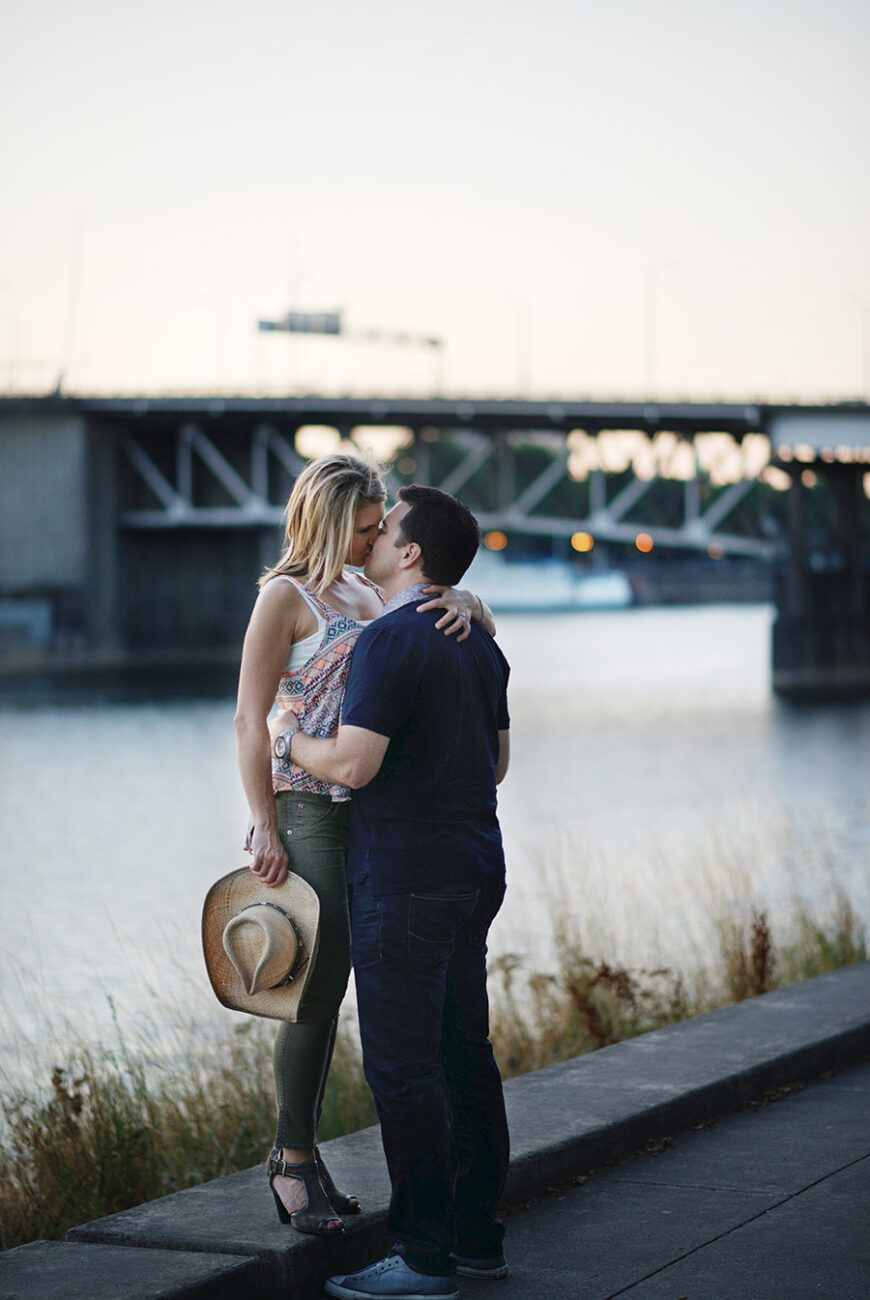 Portland Engagement and wedding photographer Deyla Huss Photography
